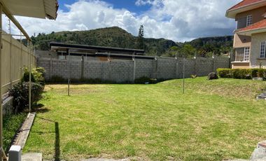 CASA EN VENTA CON AREA VERDE,CHALLUABAMBA, APANGORAS