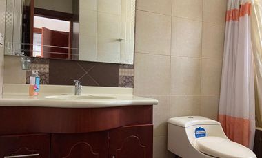 CASA EN VENTA CON AREA VERDE,CHALLUABAMBA, APANGORAS