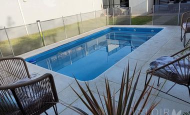 Casa en venta 4 amb en Ituzaingo norte