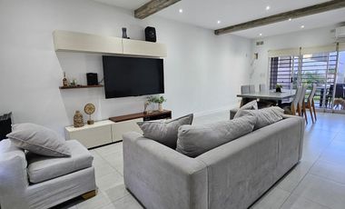 Casa en venta 4 amb en Ituzaingo norte