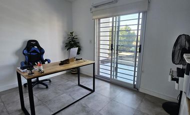 Casa en venta 4 amb en Ituzaingo norte