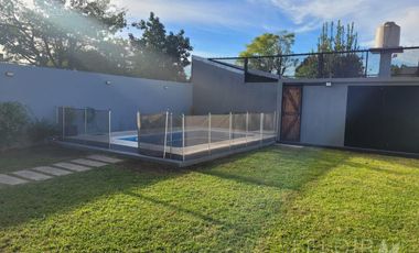 Casa en venta 4 amb en Ituzaingo norte