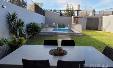 Casa en venta 4 amb en Ituzaingo norte
