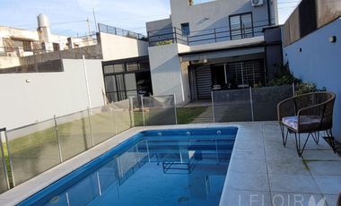 Casa en venta 4 amb en Ituzaingo norte