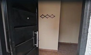 Casa en venta - 2 Dormitorios 1 Baño - Ezpeleta