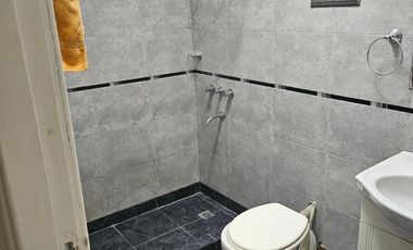 Casa en venta - 2 Dormitorios 1 Baño - Ezpeleta