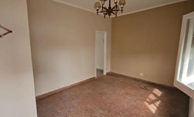 Casa en venta - 2 Dormitorios 1 Baño - Ezpeleta
