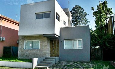 3 DORM | MARTIN CASTRO al 2300
