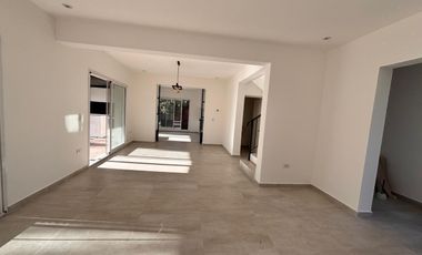Mosquera y Gallastegui - Casa en San Rafael