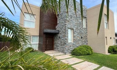 Venta Casa en San Sebastian Loma Verde Escobar