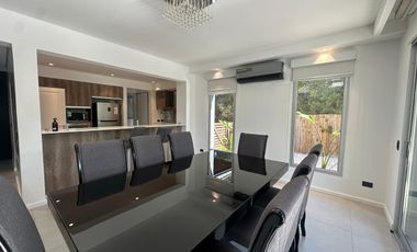 Alquiler Anual Casa CON MUEBLES en Los Castaños Nordelta Tigre