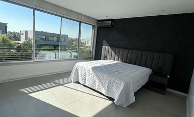 Alquiler Anual Casa CON MUEBLES en Los Castaños Nordelta Tigre