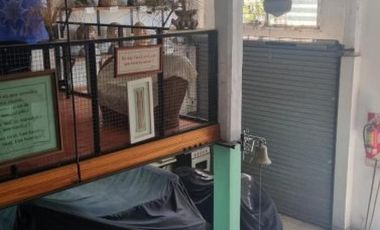 Edificio Comercial en venta - 2 Dormitorios 4 Baños - Lomas de Zamora