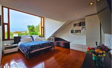 Venta de casa de 395 m² en Colina Campestre Reservada