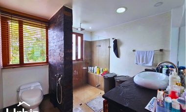 Venta de casa de 395 m² en Colina Campestre Reservada