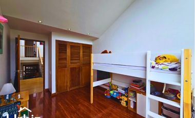 Venta de casa de 395 m² en Colina Campestre Reservada