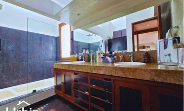 Venta de casa de 395 m² en Colina Campestre Reservada