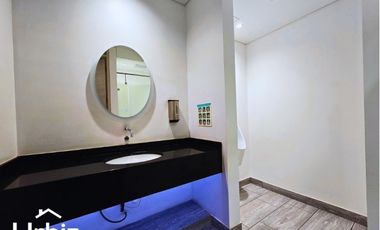 Arriendo Oficina de 38 m² sobre la Autopista Norte con Calle 106