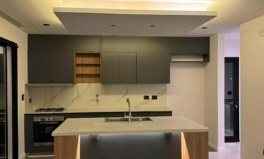 Casa en venta - 3 Dormitorios 4 Baños - Canning