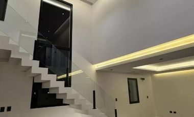 Casa en venta - 3 Dormitorios 4 Baños - Canning