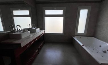 CASA EN ALQUILER 6 AMBIENTES- AMOBLADA- EL CENTAURO, CANNING