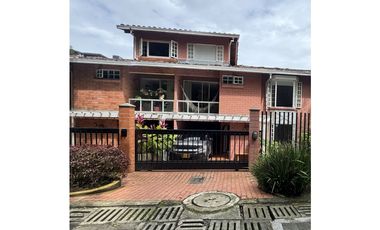Venta casa en Medellín Poblado sector La Concha