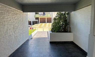 Departamento en venta - 1 Dormitorio 2 Baños - Villa Gesell