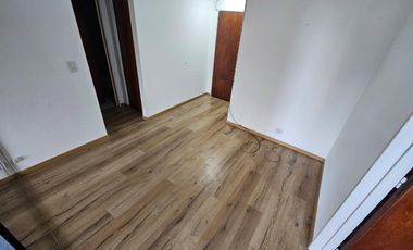 DEPARTAMENTO EN ALQUILER EN MORON SUR - 2 AMB C/ COCHERA CUBIERTA
