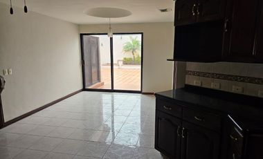 Casa en Renta  - Zona  Valle  Los Rios - San Pedro Garza Garcia, NL