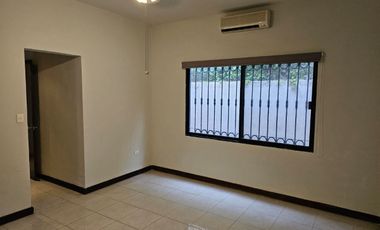 Casa en Renta  - Zona  Valle  Los Rios - San Pedro Garza Garcia, NL