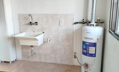 Triplex 4 Amb.  en Ramos Mejia  C/Ent. auto