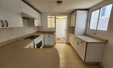 Casa en renta ubicada en Los Olivos, Tlaquepaque