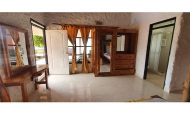 FINCA EN VENTA MEDIACANOA LAGO CALIMA CONDOMINIO MONACO SALIDA AL LAGO