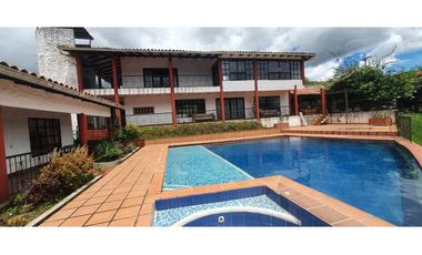 FINCA EN VENTA MEDIACANOA LAGO CALIMA CONDOMINIO MONACO SALIDA AL LAGO