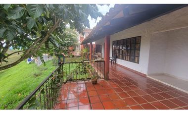 FINCA EN VENTA MEDIACANOA LAGO CALIMA CONDOMINIO MONACO SALIDA AL LAGO