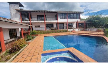 FINCA EN VENTA MEDIACANOA LAGO CALIMA CONDOMINIO MONACO SALIDA AL LAGO