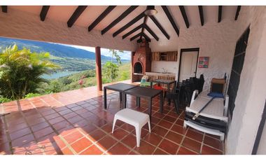 FINCA EN VENTA MEDIACANOA LAGO CALIMA CONDOMINIO MONACO SALIDA AL LAGO