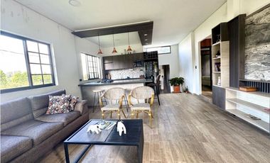 Vendo hermosa casa campestre en Guatapé