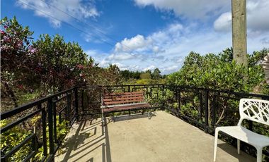 Vendo hermosa casa campestre en Guatapé