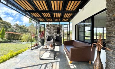 Vendo hermosa casa campestre en Guatapé