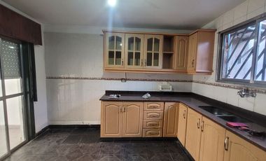 ALQUILER - DUPLEX DE 3 DORMITORIOS