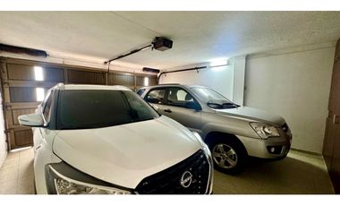 Casa amplia de dos pisos en venta - Barrio Las Mercedes Palmira Valle