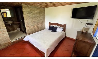 VENTA DE FINCA-HOTEL EN MONTENEGRO, QUINDO, COLOMBIA