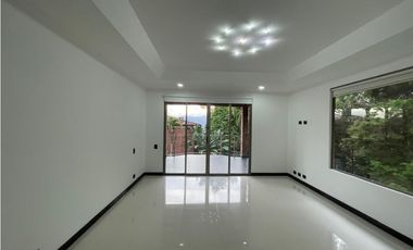 Casa  en renta en el Poblado  , Sector cola del zorro