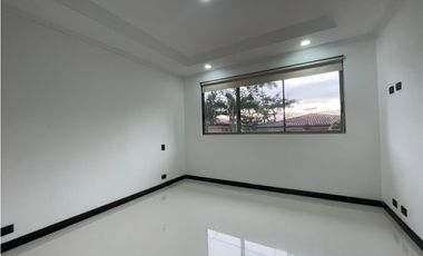 Casa  en renta en el Poblado  , Sector cola del zorro