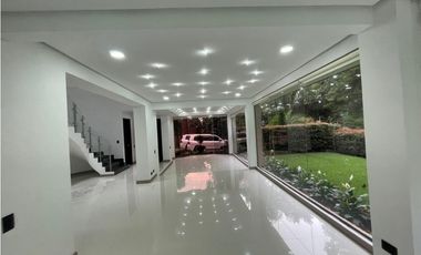 Casa  en renta en el Poblado  , Sector cola del zorro