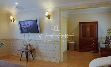RESIDENCIA EN VENTA EN BUGAMBILIAS, ZAPOPAN