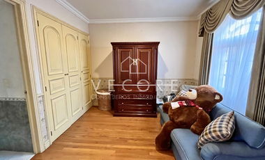 RESIDENCIA EN VENTA EN BUGAMBILIAS, ZAPOPAN