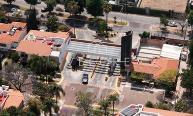 RESIDENCIA EN VENTA EN BUGAMBILIAS, ZAPOPAN