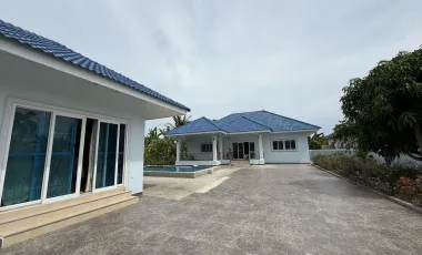 4 Bedroom House for sale in Nong Kae, Prachuap Khiri Khan